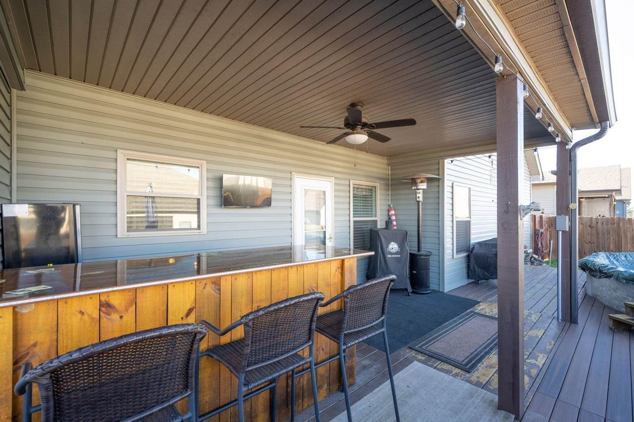 425 Franklin Circle - Photo 1