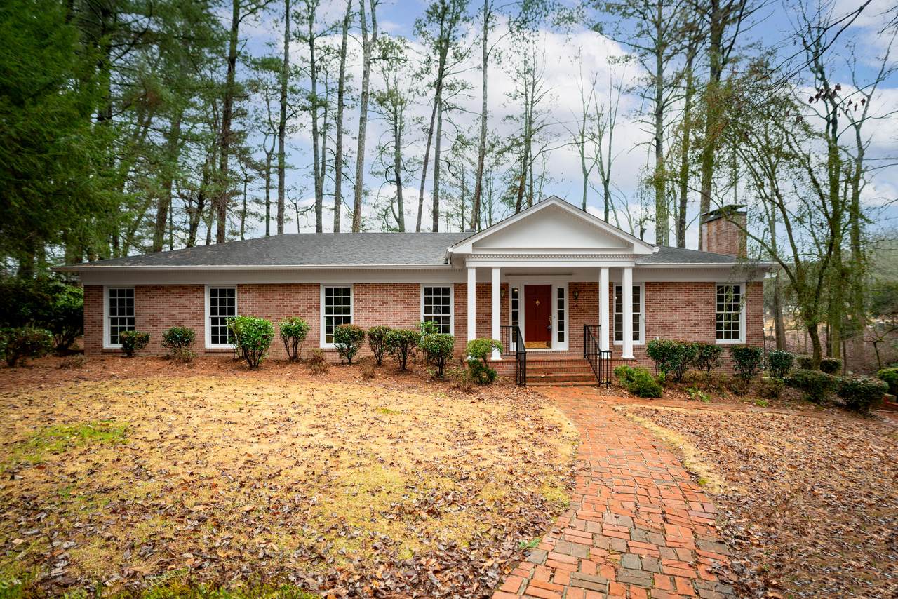 302 Brookwood Lane - Photo 1