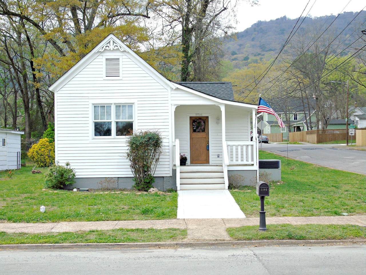 5501 Beulah Avenue - Photo 1