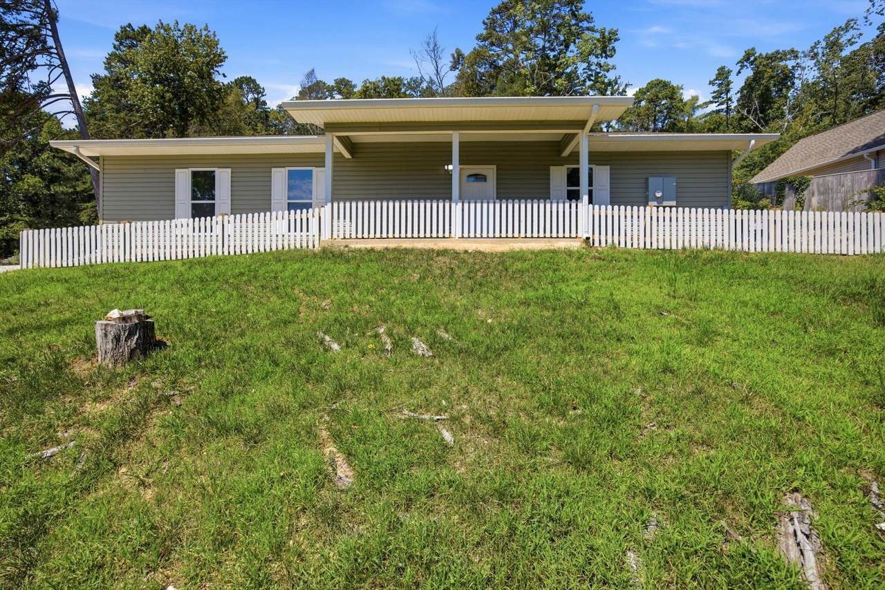 1032 Woodgate Road - Photo 1