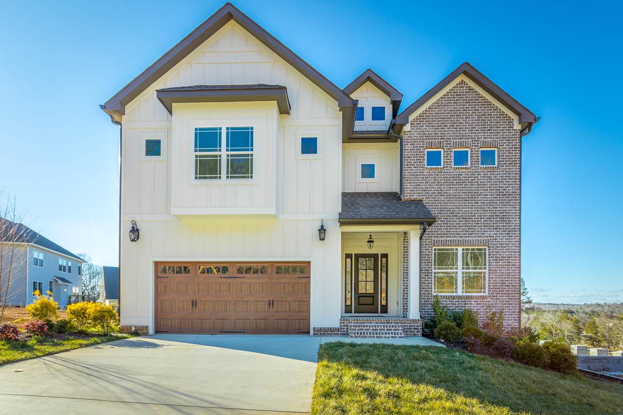 9826 Trestle Cir - Photo 1