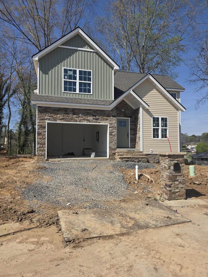 604 Harvey Lane - Photo 1