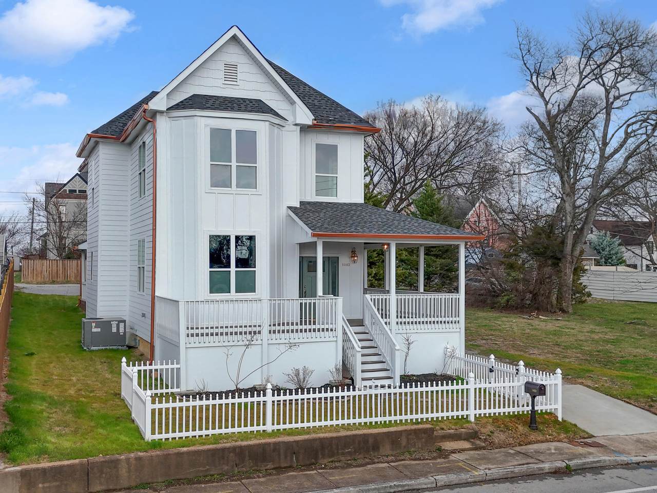 1403 Bailey Avenue - Photo 1