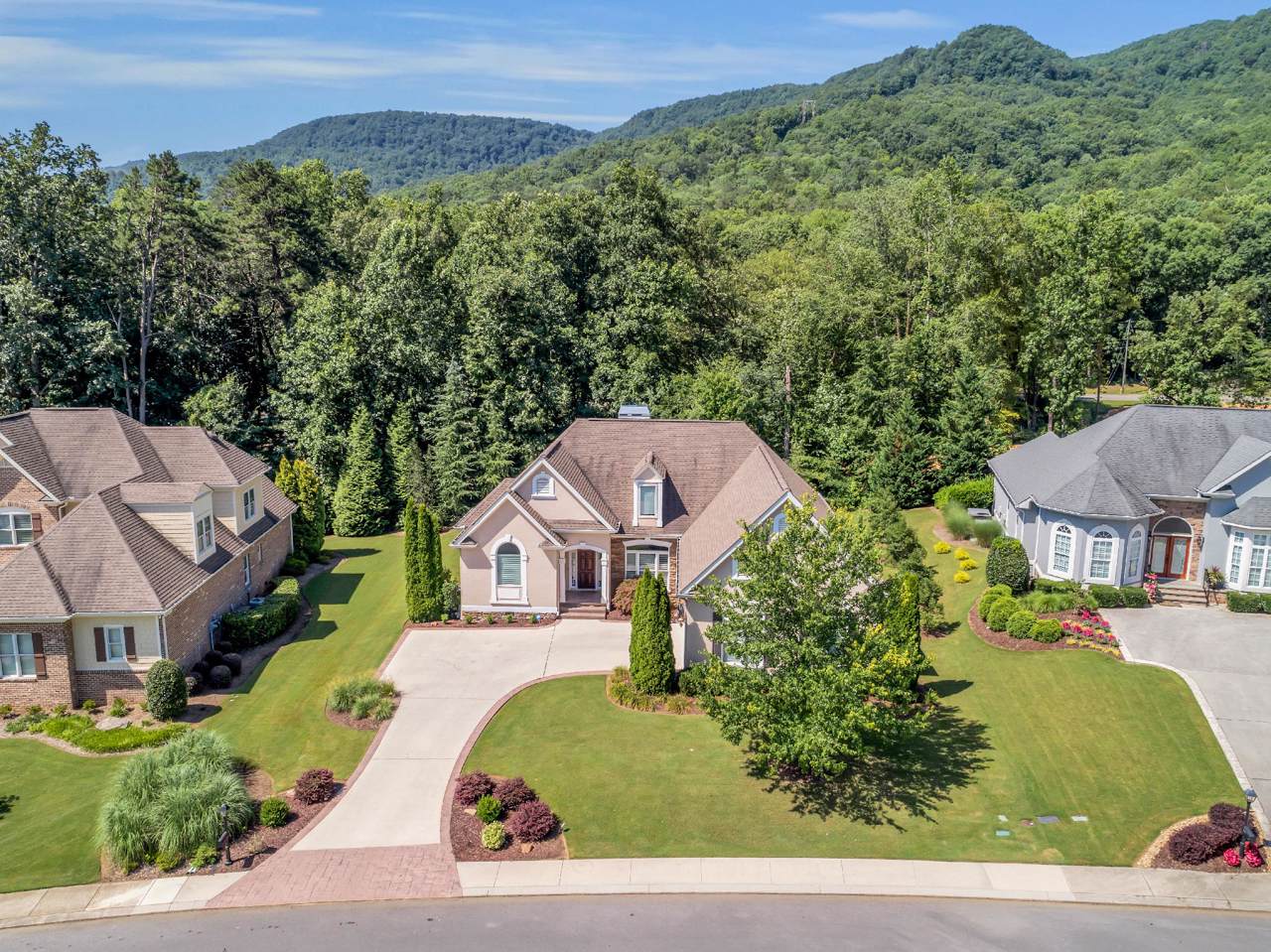 4047 Obar Dr - Photo 1