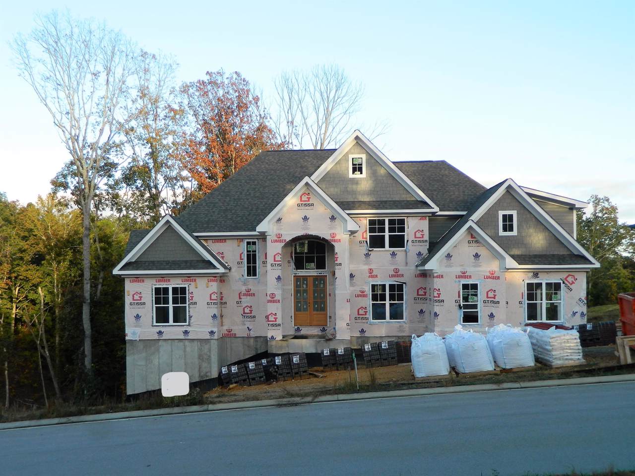 5925 Eaglemont Dr - Photo 1