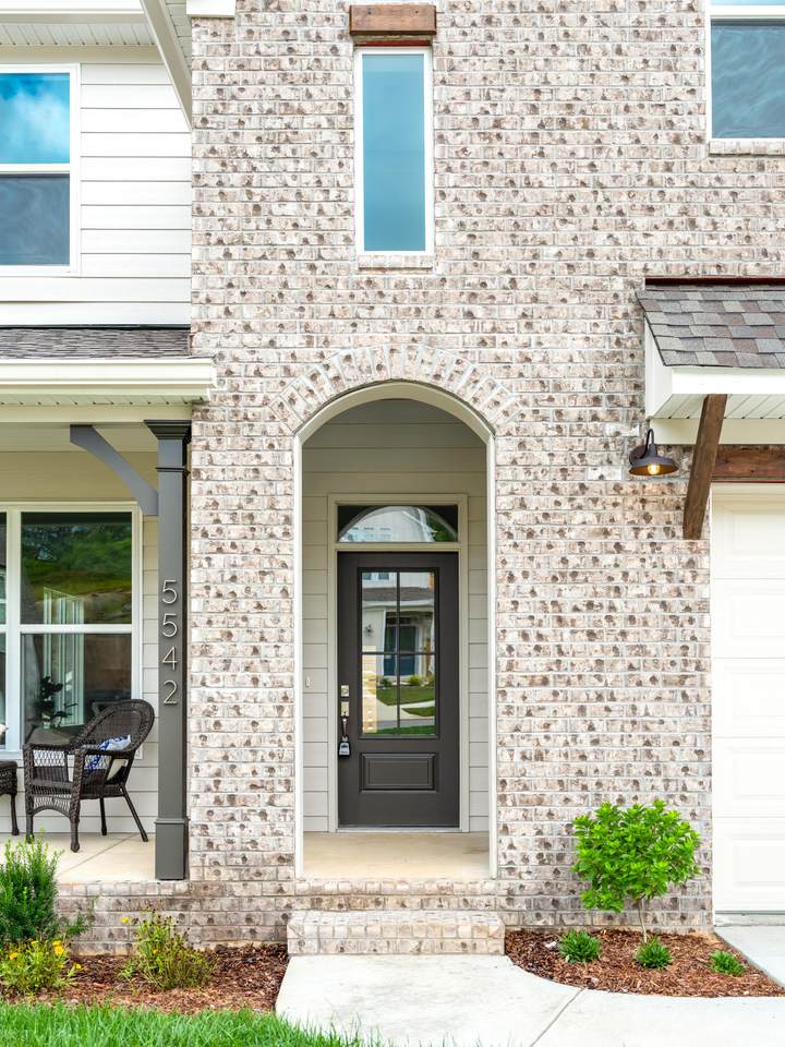 5542 Abby Grace Loop - Photo 1