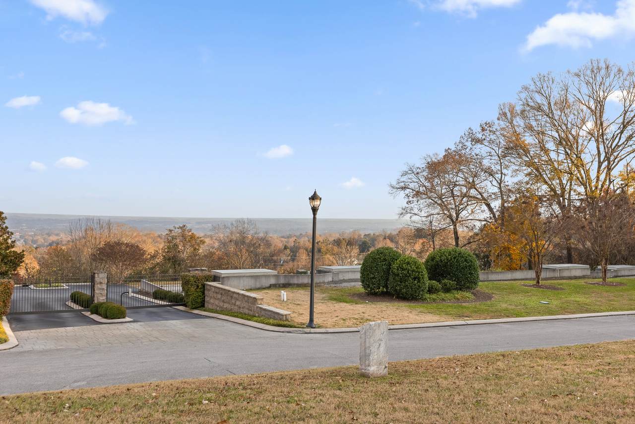 https://bt-photos.global.ssl.fastly.net/chattanooga/1280_boomver_4_1340993-2.jpg