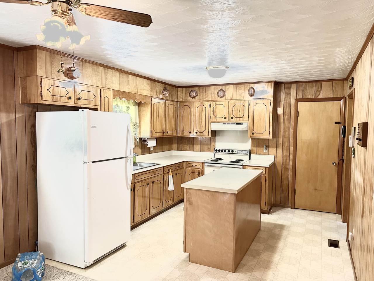 https://bt-photos.global.ssl.fastly.net/chattanooga/1280_boomver_4_1361539-2.jpg