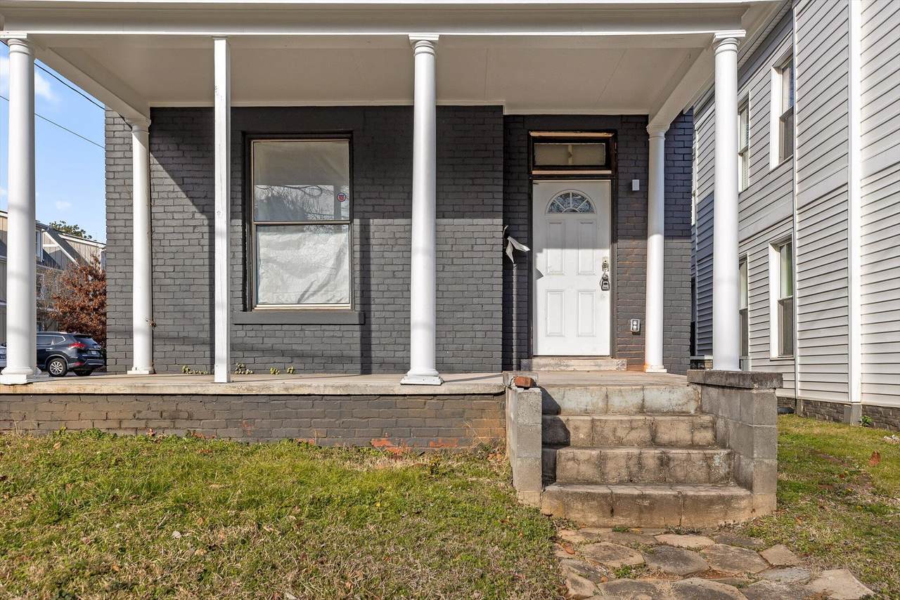 809 Fairview Avenue - Photo 1