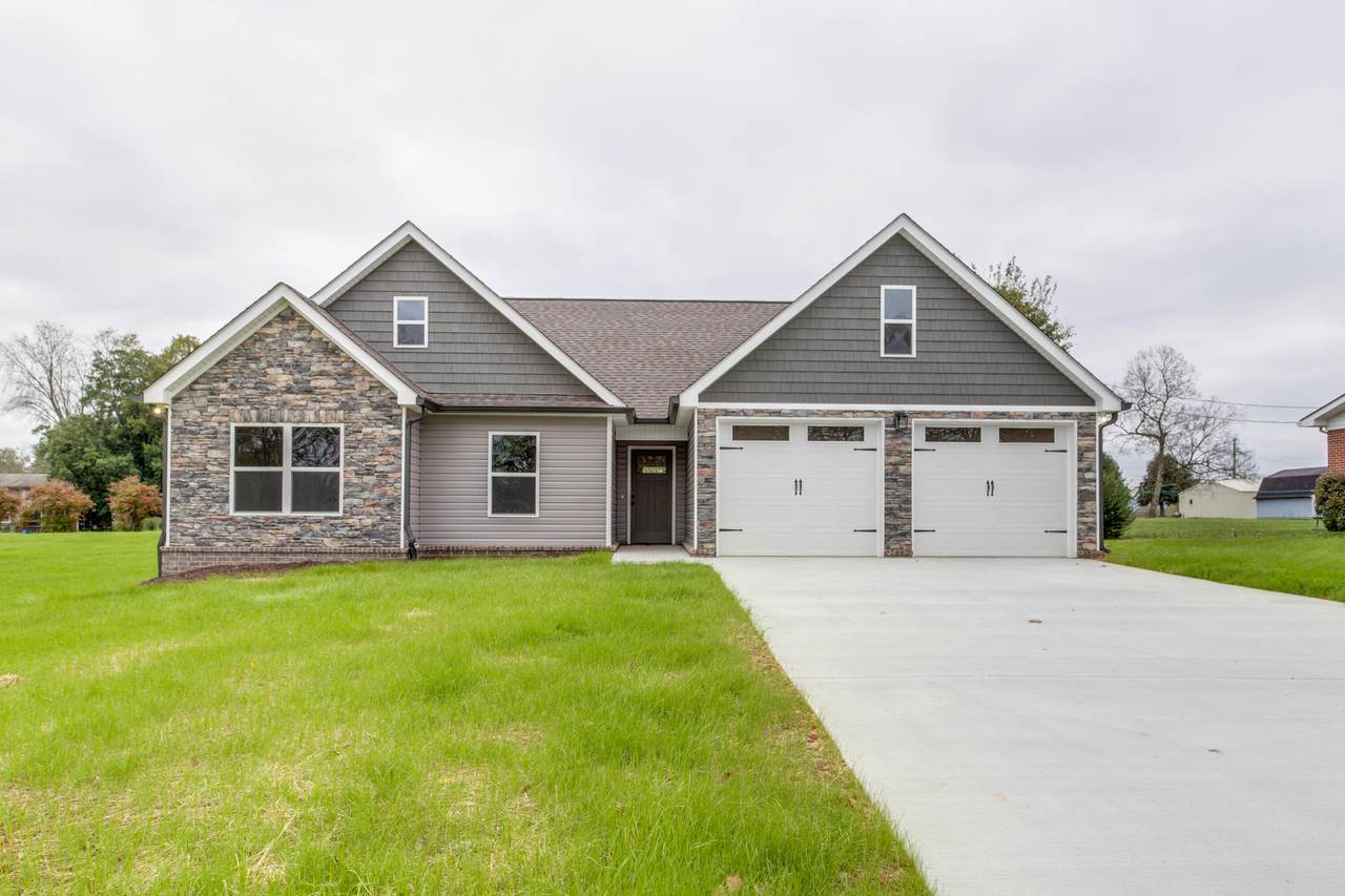 208 Moss Drive - Photo 1