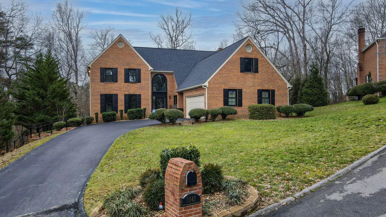3943 Clairmont Drive - Photo 1