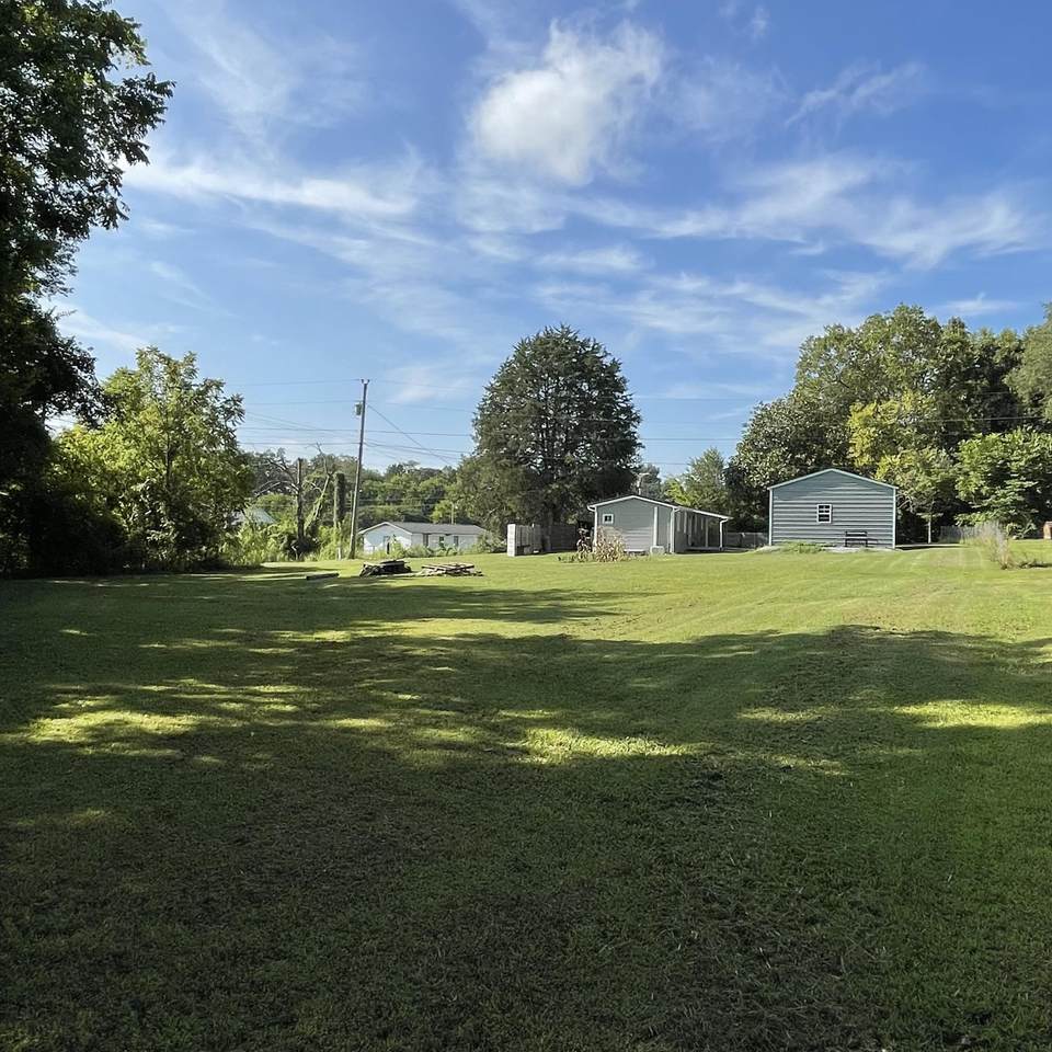 https://bt-photos.global.ssl.fastly.net/chattanooga/1280_boomver_6_1518825-2.jpg