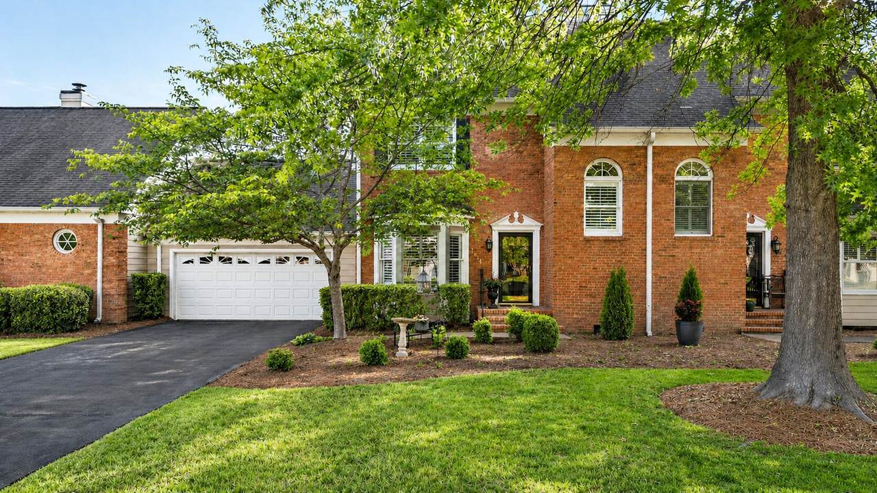 1414 Heritage Landing Drive - Photo 1
