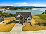 415 Hampton Way - Photo 1