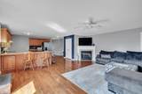 427 Oakwood Terrace - Photo 10