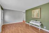 427 Oakwood Terrace - Photo 13