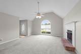 8900 Fox Glen Drive - Photo 15