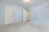 909 Chestnut Wood Lane - Photo 20