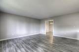 901 Hawthorne Court - Photo 4