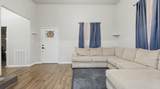 305 Pine Avenue - Photo 4