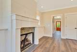 1360 Thomas Avenue - Photo 21