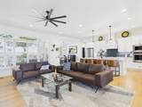 404 Ottawa Drive - Photo 11
