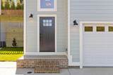 638-82 Ladd Avenue - Photo 2