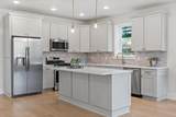 638-82 Ladd Avenue - Photo 3