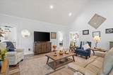 318 Freedom Way - Photo 13
