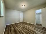 1014 Larchmont Drive - Photo 17