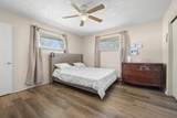 902 Lindsay Avenue - Photo 15
