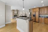 99-Apt 504 Walnut Street - Photo 15