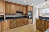99-Apt 504 Walnut Street - Photo 17