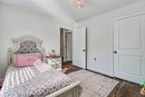 301 Dayton Avenue - Photo 17