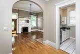 900-8 Vine Street - Photo 20