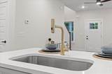 2119 Oak Street - Photo 17