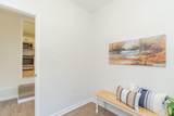 913 Woodmore Terrace - Photo 20