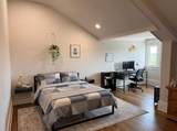 900-5 Vine Street - Photo 22