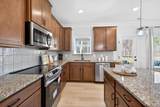2814 Upton Circle - Photo 17