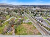 595 Railroad Street - Photo 25