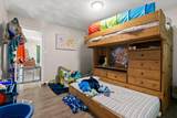 918 Crest Road - Photo 15