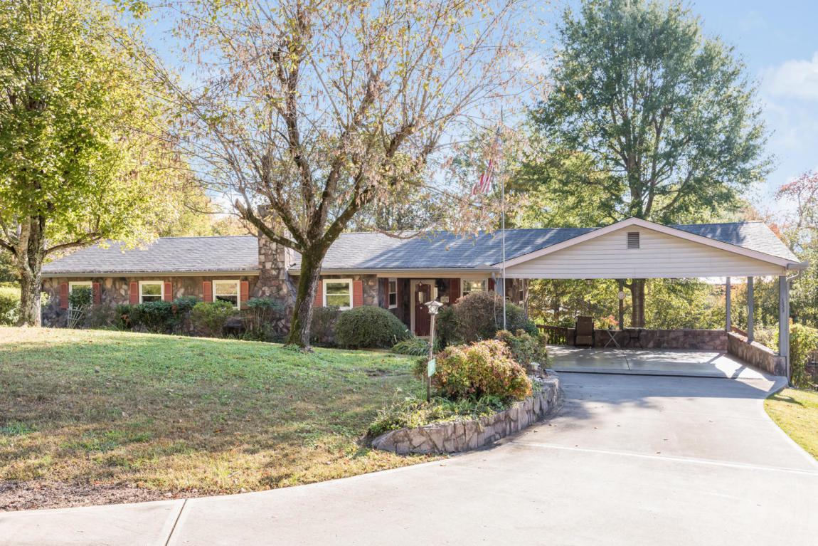 1629 Piney Point Rd - Photo 1