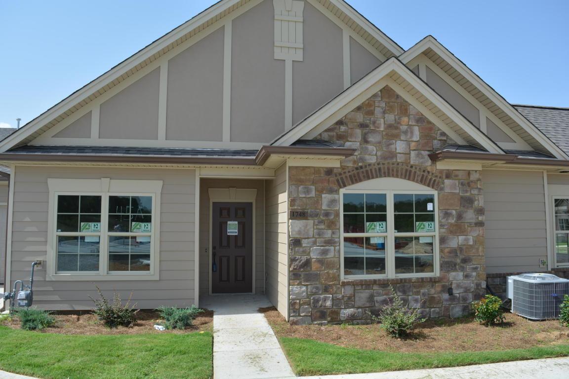 1874 Sedgefield Dr - Photo 1