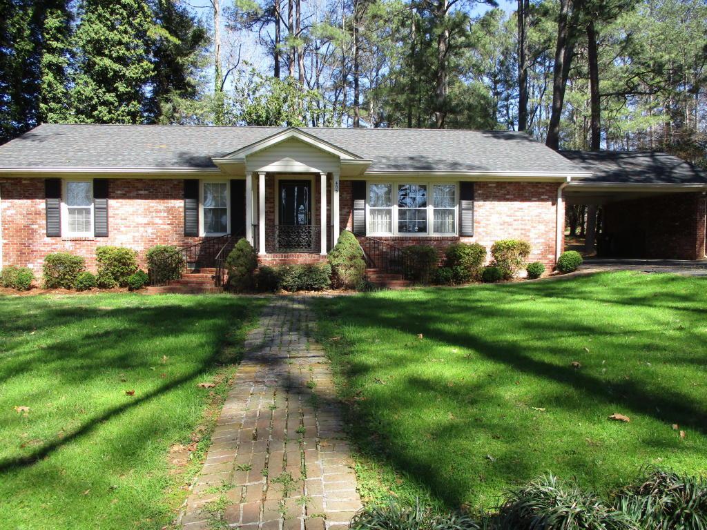 405 Brookwood Ln - Photo 1