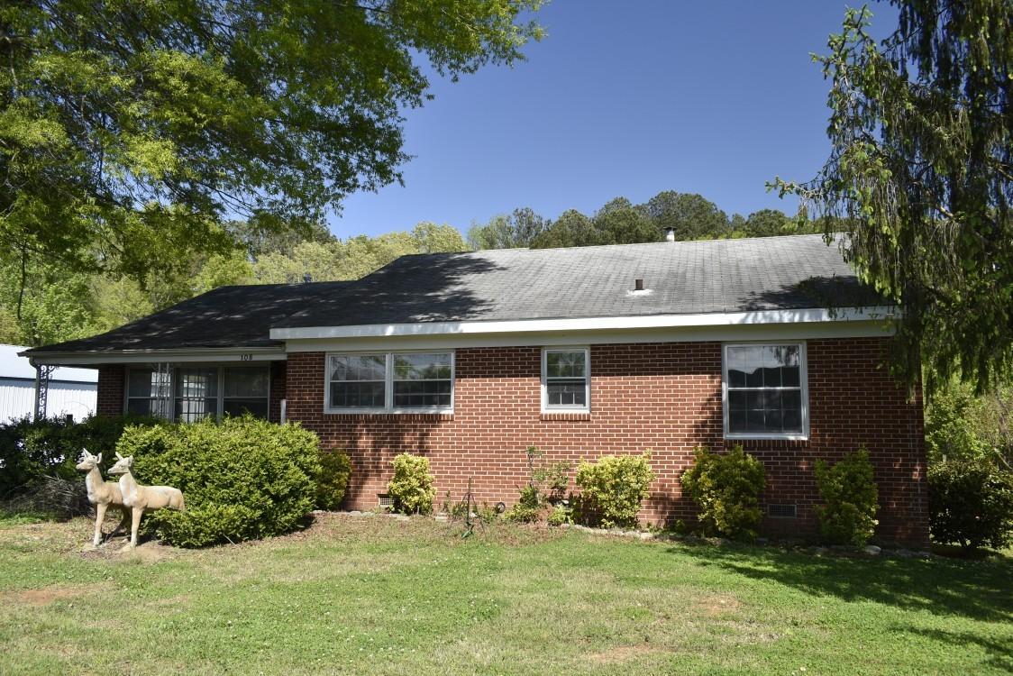 108 Duke St - Photo 1