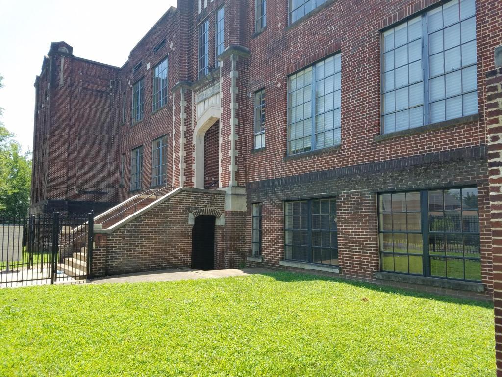 1000 Martin Luther King Blvd - Photo 1