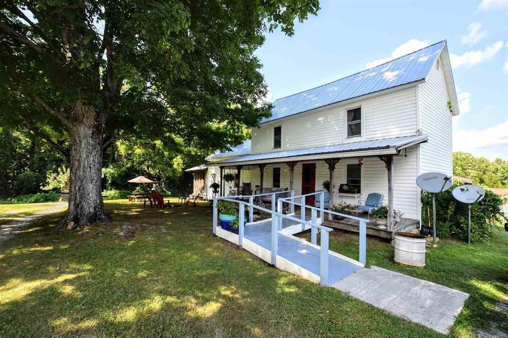 2392 Possum Trot Rd - Photo 1