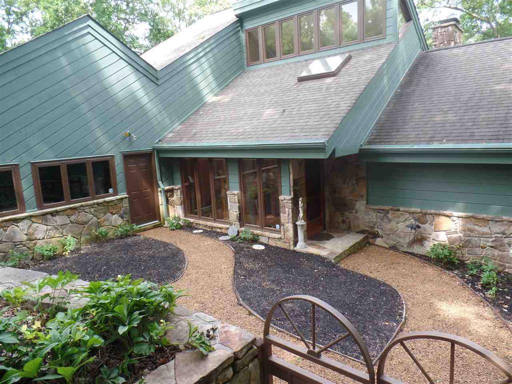 296 Timberline Dr - Photo 1