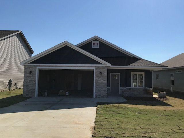 104 Browning Dr - Photo 1