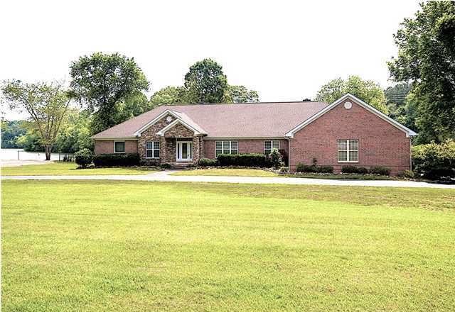 9038 Edgewater Rd - Photo 1